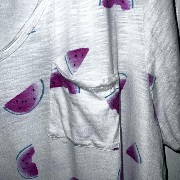 Torrid Watermelon Print Slub Classic Fit V-Neck Pocket T-Shirt Size 4X - Picture 4 of 5